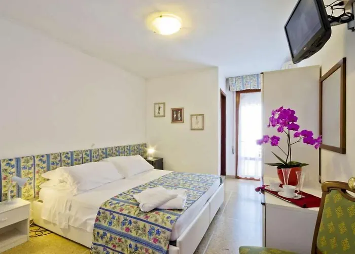 ホテル Nevada ビビオーネ